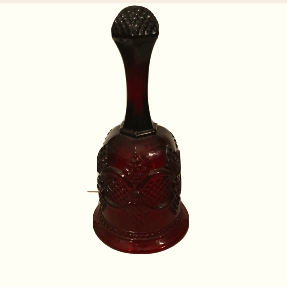 Vintage Avon 1876 Cape Cod Collection Ruby Red Glass Bell Dinner 1979 Collectibl